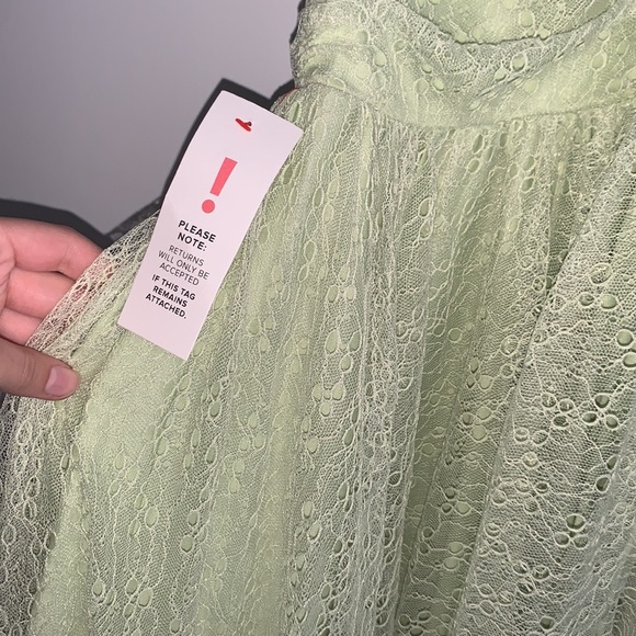 Bardot Bonnie Dress in Pistachio - Picture 8 of 12